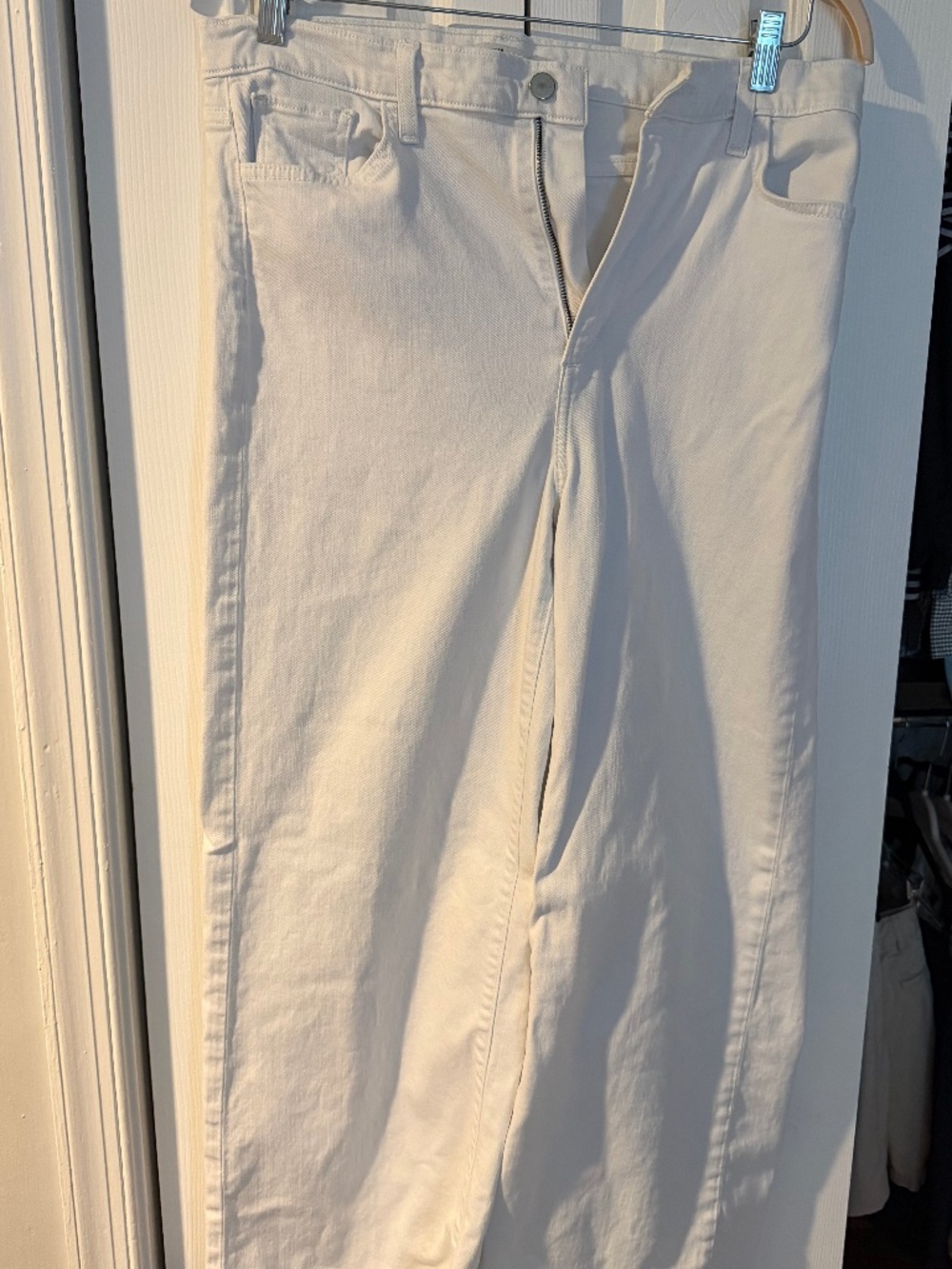 Joe’s Jeans White Mia Ankle Jeans Size 32